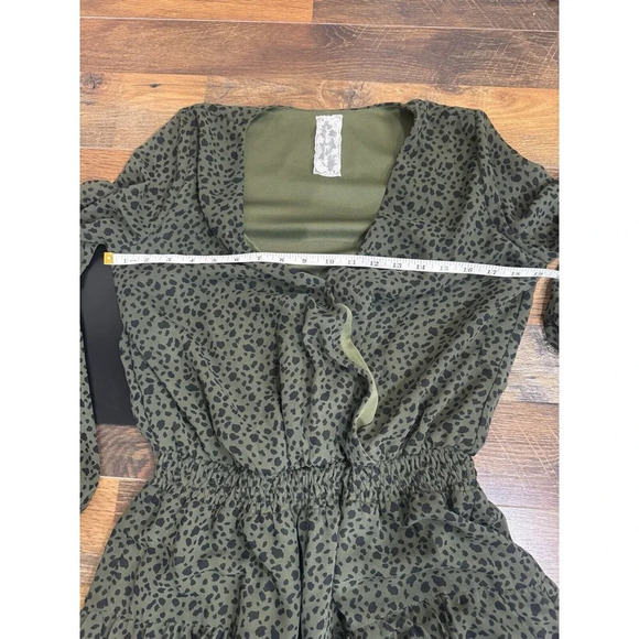 Sadie and Sage Women’s Small Faux-wrap DresElastic bottom Green And Black  Spot - Picture 8 of 8